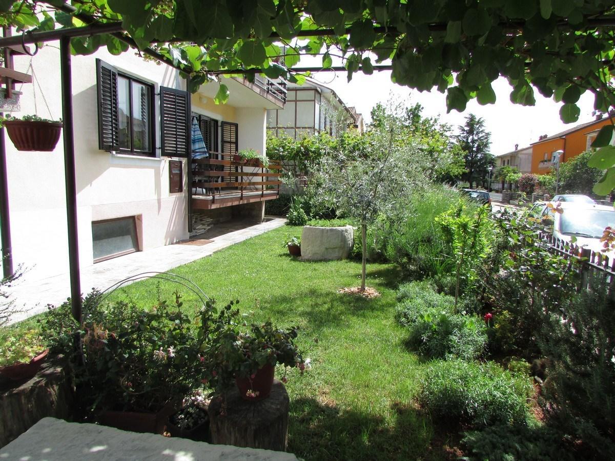 Mirela House With Apartment Umag Dış mekan fotoğraf